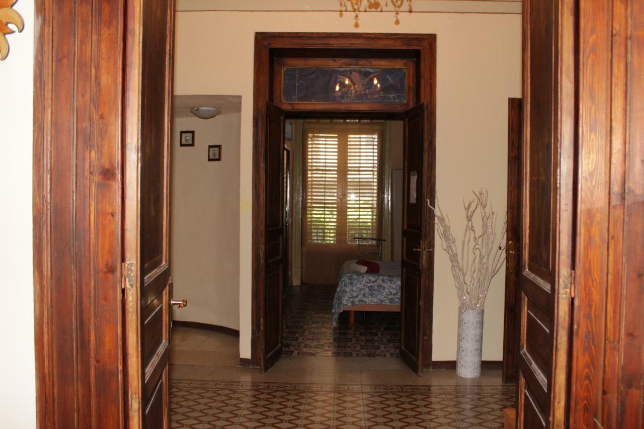 B&B Stazione Centrale ปาแลร์โม ภายนอก รูปภาพ