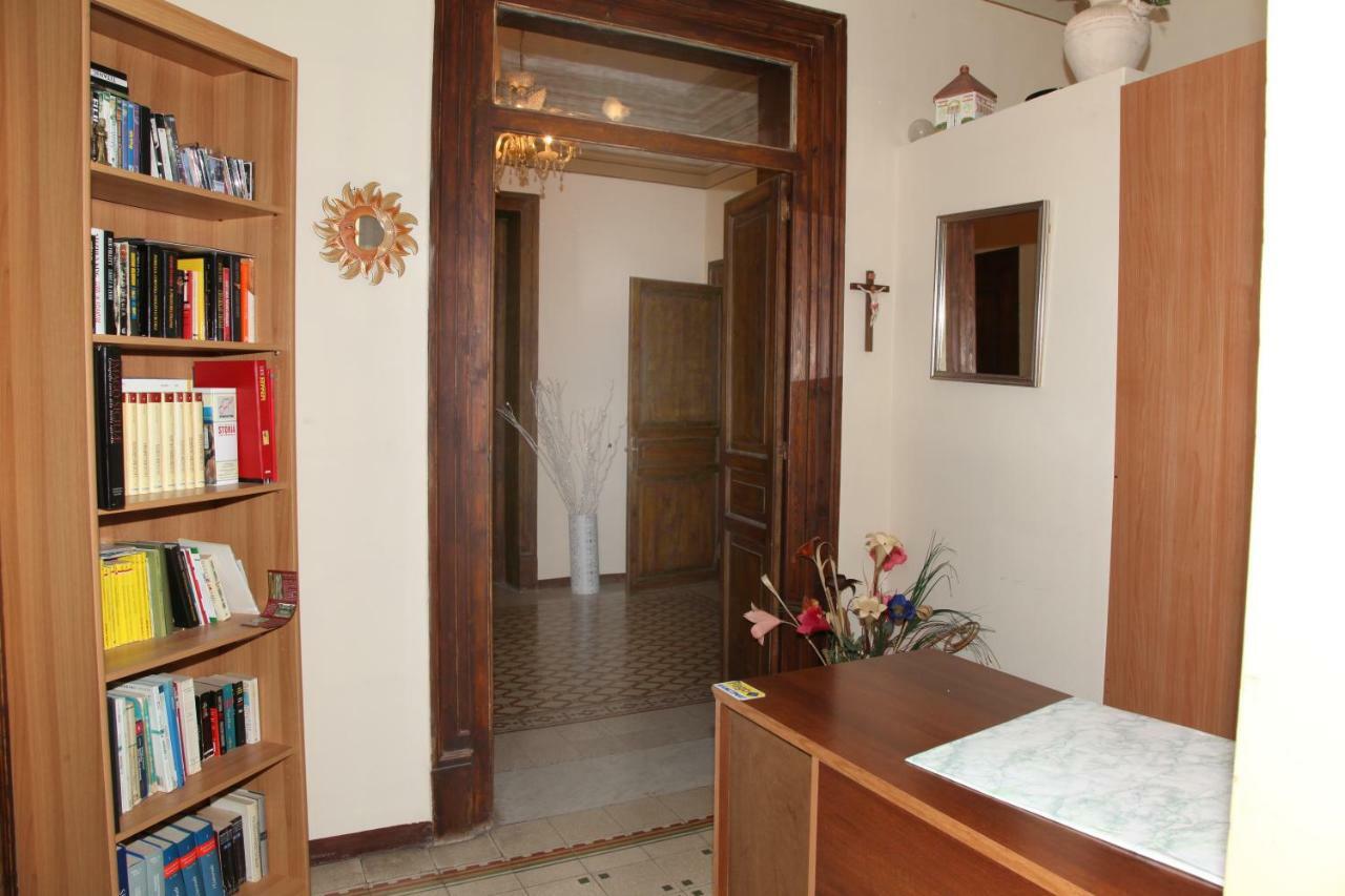 B&B Stazione Centrale ปาแลร์โม ภายนอก รูปภาพ